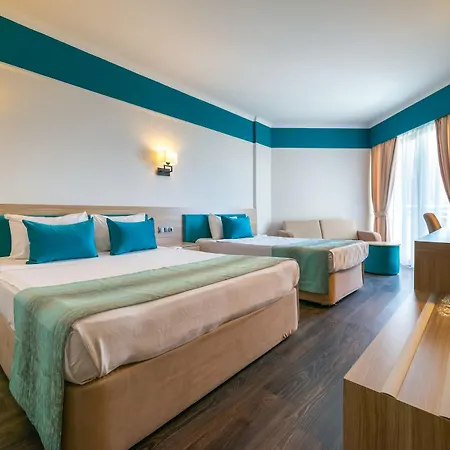 Amara Family Üdülőközpont 5*